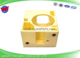 X196C270G53 ওয়্যার প্রসেসর হাউজিং ইডিএম পার্টস Mitsubishi