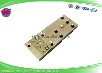 DCH9400 EDM পার্টস X055C630G54 নিম্ন ডাই হোল্ডার Mitsubishi DBG4900 X262D527H01