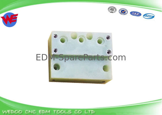 F324 A290-8111-Y526 C600ib 70L*50W*19H এর জন্য ফ্যানুক EDM আপার আইসোলেটর প্লেট