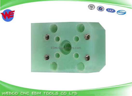 আইসোলেটর প্লেট গাইড বেস F323 A290-8120-X764 Fanuc EDM রিপেয়ার পার্টস 56*40*26T