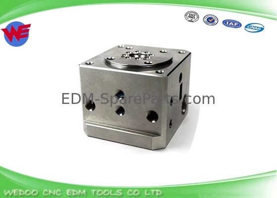 AQ400 AQ600 গাইড হোল্ডার ব্লক Sodick EDM Parts Die Block L উপরের অবস্থান